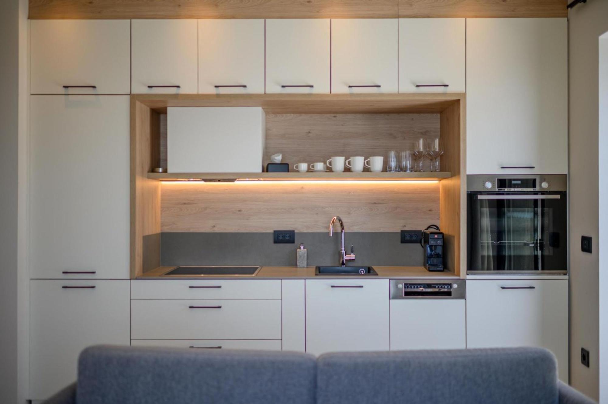 Mani Suites Агиос-Николаос Экстерьер фото